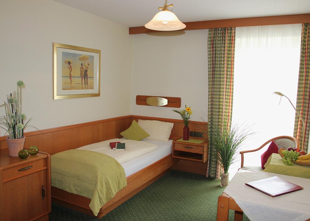 Apart-Hotel Pension Rossmayer Bad Füssing Quarto foto